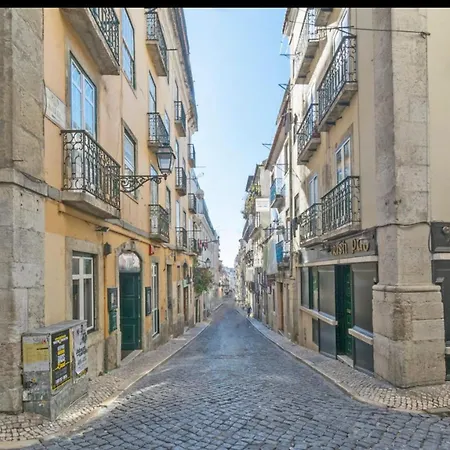 4lisbon Downtown Private Bedroom View *