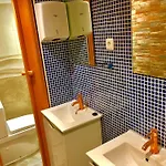 4lisbon Downtown Private Bedroom View בית הארחה *