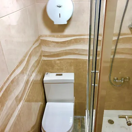 4lisbon Downtown Private Bedroom View Гостевой дом *